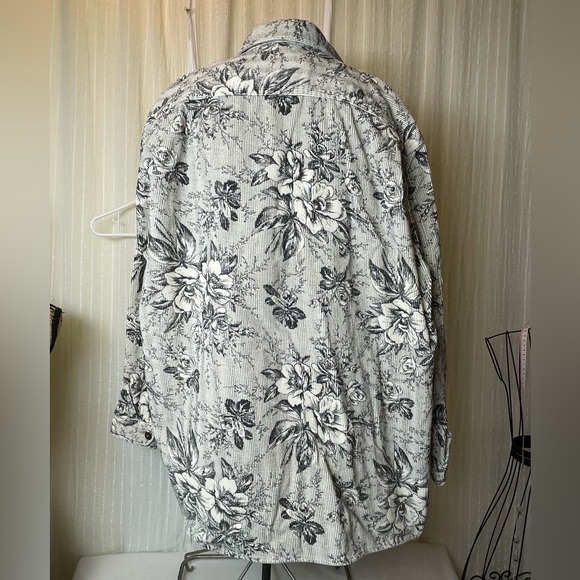 Eddie Bauer Black and White cream Floral Button Down corduroy Shirt jacket - Picture 4 of 9